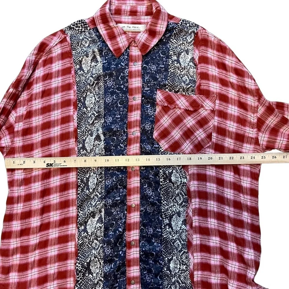 Free People We the Free (Fields of Plaid) snap button front & sleeve shirt Sz S